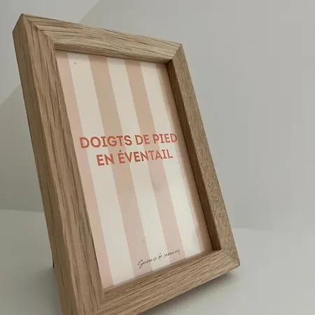 Lescapade Cherbourgeoise Proche Naval