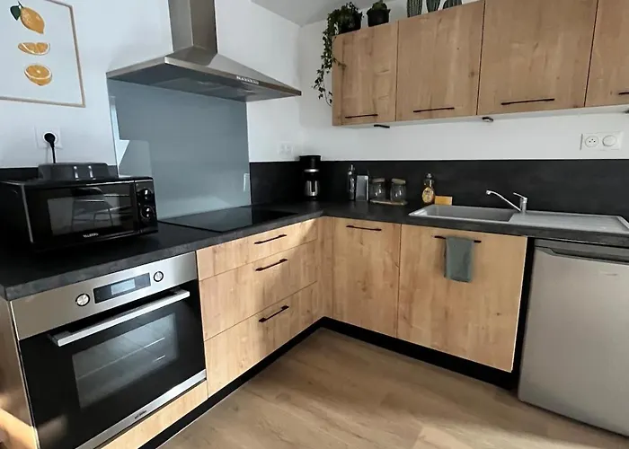 Lescapade Cherbourgeoise Proche Naval Cherbourg-en-Cotentin