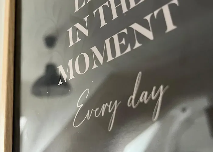 Lescapade Cherbourgeoise Proche Naval Apartament *